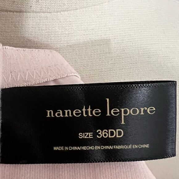 🚨4/$25 Nanette Lepore Pink Bra Size 36DD - Picture 3 of 4